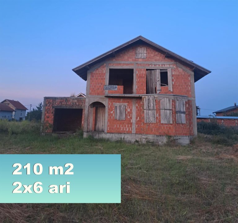 Kuća 210m2 na dva placa 210 ari