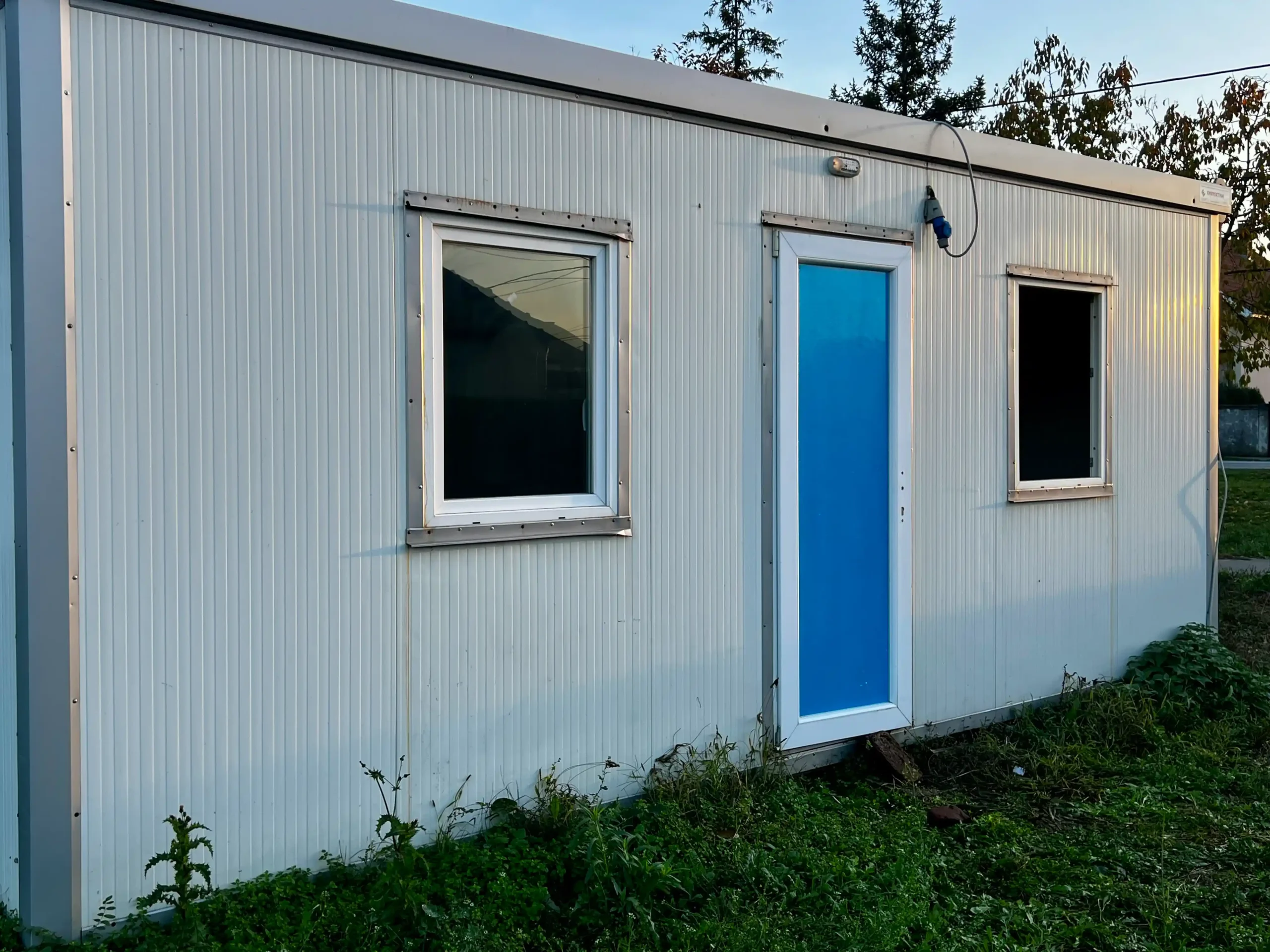 Kontejner na prodaju slika 11