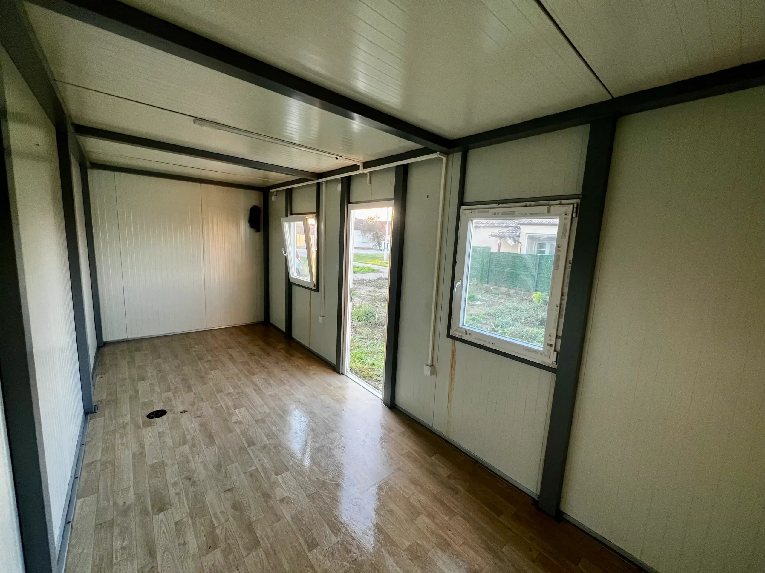 Kontejner na prodaju slika 5